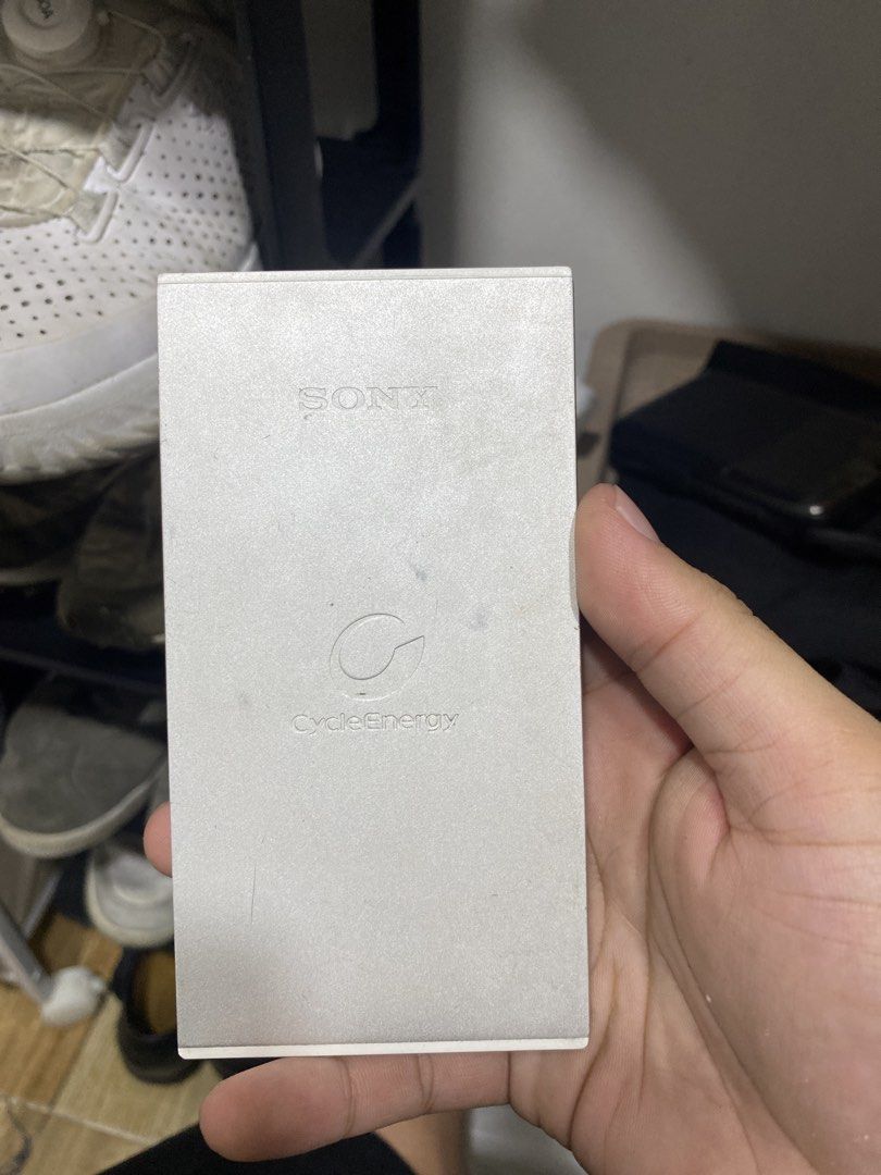 POWERBANK (Category: Batteries & Power Banks) located in Manila. Submitted by cyyruss (Listing ID 1465645554, Image 3). Description: .