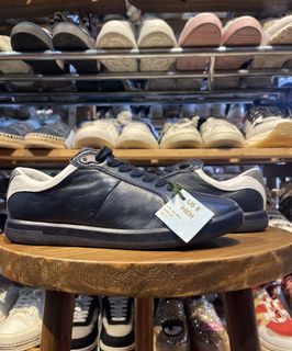 (Category: ) located in . Submitted by shoelux (Listing ID 1465643390, Image 1). Description: .