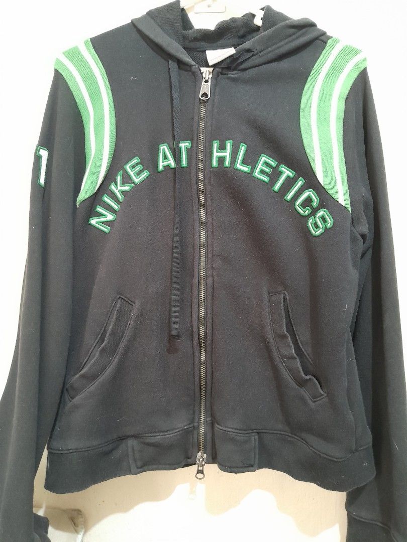 Pre loved Nike Jacket with hood (small) (Category: Coats, Jackets and Outerwear) located in Makati City. Submitted by mylynmylyn (Listing ID 1465620435, Image 1). Description: origjnal fits xs to small area-Palanan Makati.
