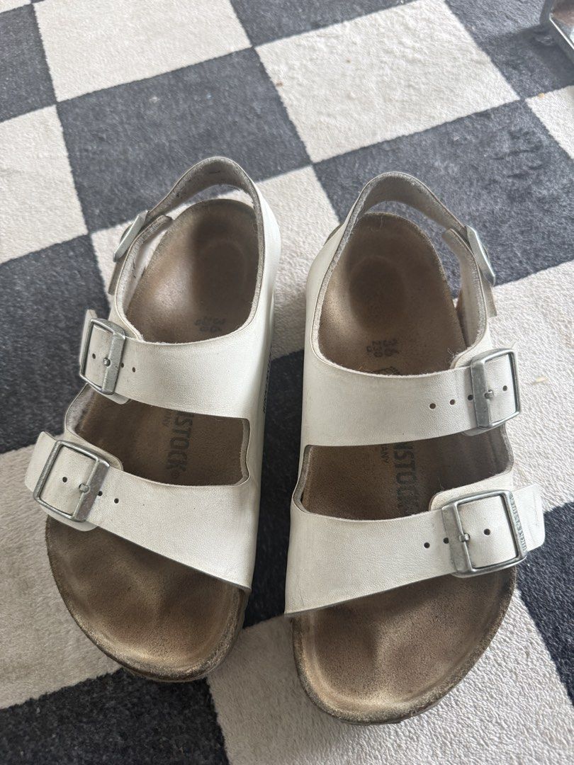 Preloved Birkenstock Milano (Category: Flats & Sandals) located in Makati City. Submitted by prelovedbyevieee (Listing ID 1465597042, Image 2). Description: Authentic Birkenstock Milano 36 EU RFS: I don’t wear it anymore.