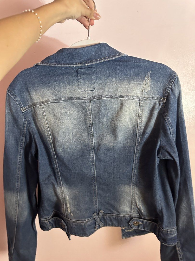 preloved denim jacket (Category: Coats, Jackets and Outerwear) located in Cavite. Submitted by ysbalx (Listing ID 1465751377, Image 2). Description: .