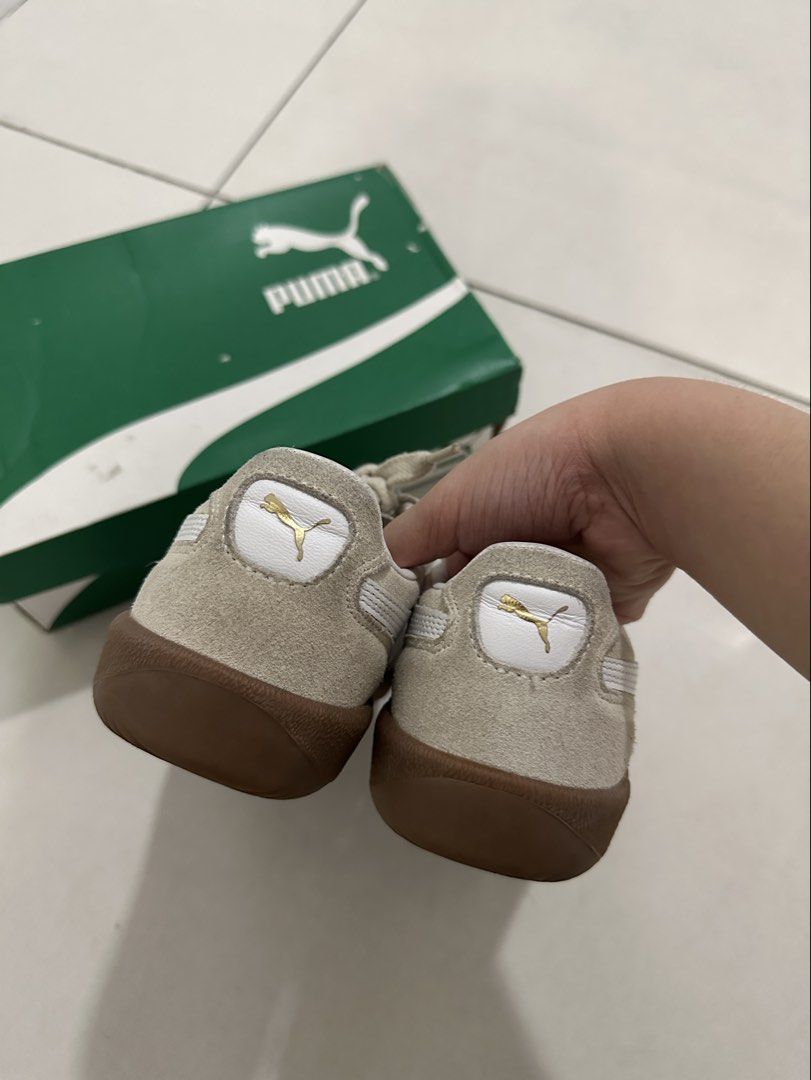 Puma Palermo Alpine Snow (Category: Sneakers) located in Cebu City. Submitted by lalalilly (Listing ID 1465652448, Image 3). Description: Price negotiable for sure buyer Size: US 8.5 (women)/US 7 (men)/UK 6/EUR 39 Length: 25 cm/ 9.8 inches Comes with original box.