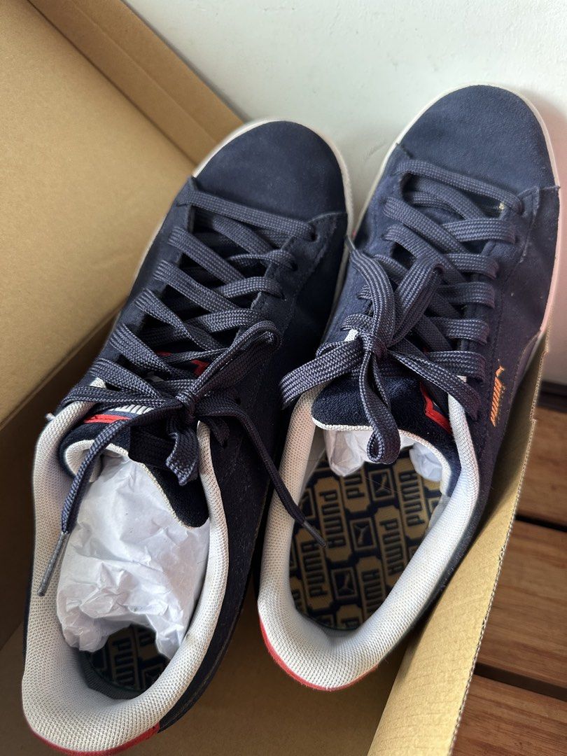Puma suede navy blue sneakers (Category: Sneakers) located in Manila. Submitted by aclairesc7 (Listing ID 1465663418, Image 1). Description: used once only.