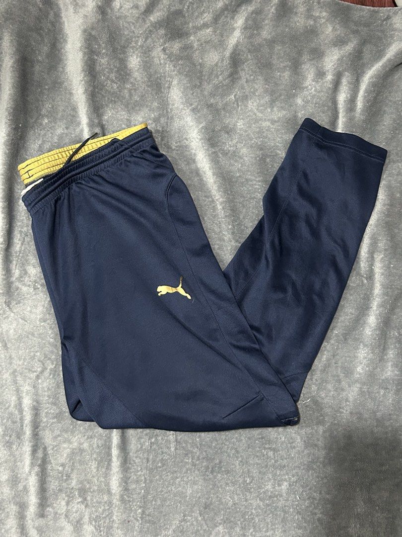 Puma Track Pants (Category: Joggers) located in Quezon City. Submitted by bunnyrack.co (Listing ID 1465752053, Image 1). Description: 📍commonwealth, qc shipping via jnt or lalamove.