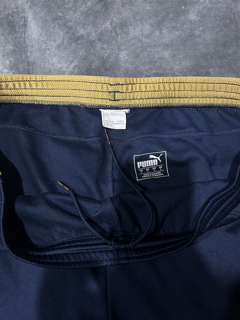 Puma Track Pants (Category: Joggers) located in Quezon City. Submitted by bunnyrack.co (Listing ID 1465752053, Image 3). Description: 📍commonwealth, qc shipping via jnt or lalamove.