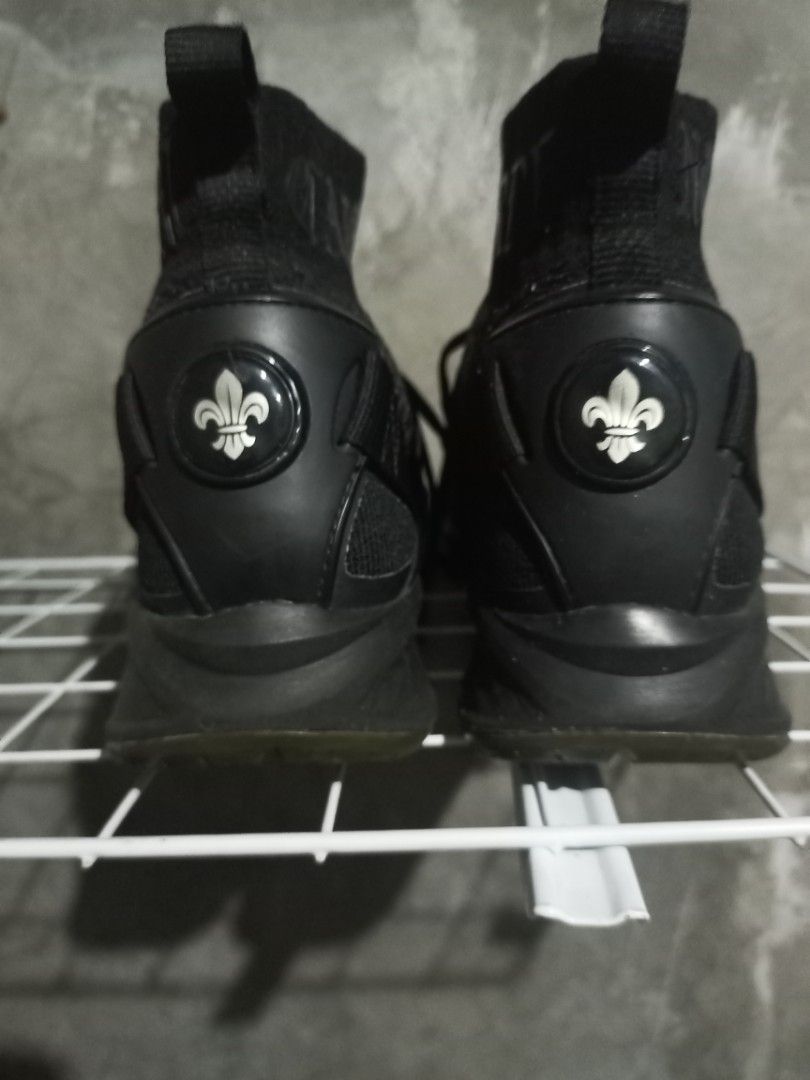 Puma X En Noir Chromehearts Vibes (Category: Sneakers) located in Mabalacat. Submitted by hasashoe (Listing ID 1465684591, Image 3). Description: SIZE ON PIC EXCELLENT CONDITION READY TO WEAR GOOD WORKING PERFORMANCE.