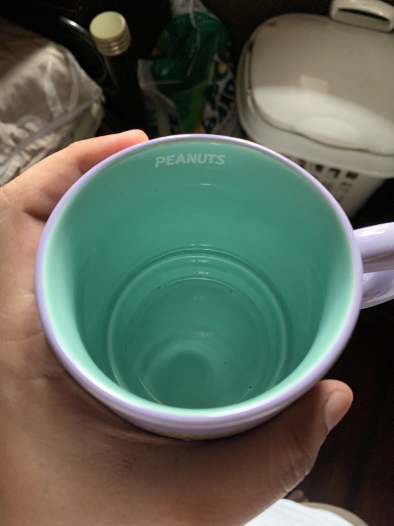 Purple Snoopy Peanuts Coffee Tea Glass Mug (Category: Coffee & Tea Tableware) located in Valenzuela. Submitted by moonlightperks (Listing ID 1465633562, Image 3). Description: I bought this last July 2026 as an impulse buy from Miniso for ₱180. I only ever used it once but I realized that I have no use for it because I mostly drink iced coffees. CONDITION & INCLUSIONS: - The item no longer comes in its original box kasi natapon ko na after purcha