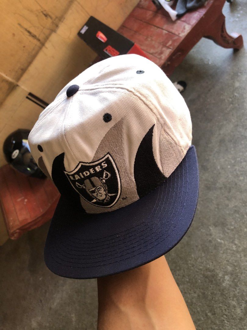 raiders cap (Category: Caps & Hats) located in San Jose. Submitted by palaboy0728 (Listing ID 1465401520, Image 2). Description: .