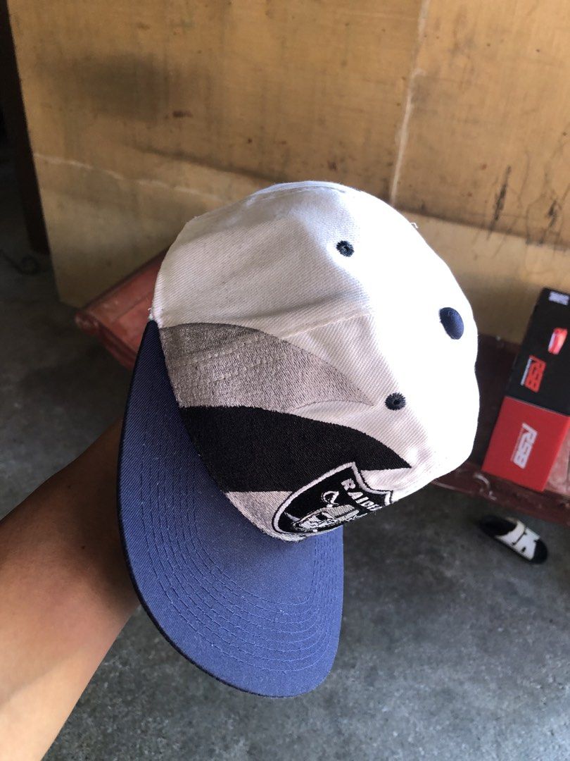 raiders cap (Category: Caps & Hats) located in San Jose. Submitted by palaboy0728 (Listing ID 1465401520, Image 3). Description: .