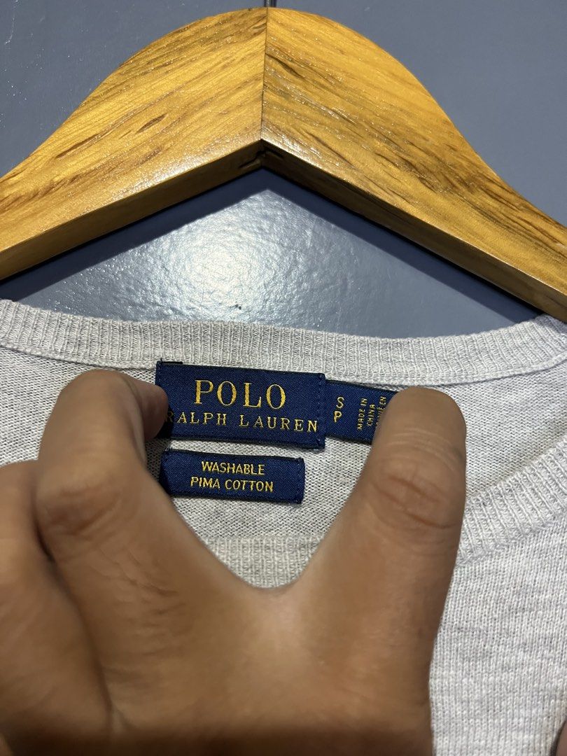 Ralph Lauren Knitted Type Longsleeve (Category: Coats, Jackets and Outerwear) located in Pagadian. Submitted by chiccsilog (Listing ID 1465676364, Image 3). Description: excellent condition 9.5/10 color rate 21x25 (Medium) no issue.
