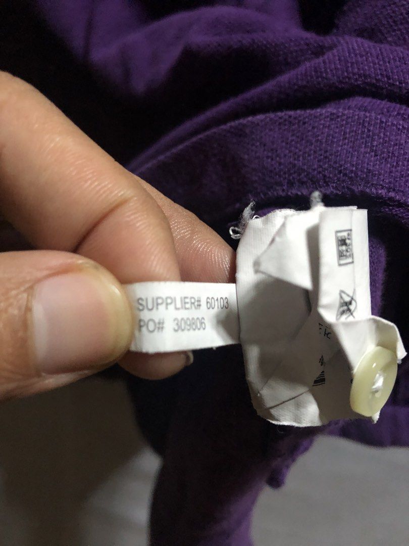 Ralph lauren small pony (Category: Tshirts & Polo Shirts ) located in Cagayan de Oro. Submitted by kennymiiiiii (Listing ID 1465582759, Image 3). Description: 18*22*24 No issue Color rate fine its just lighting .