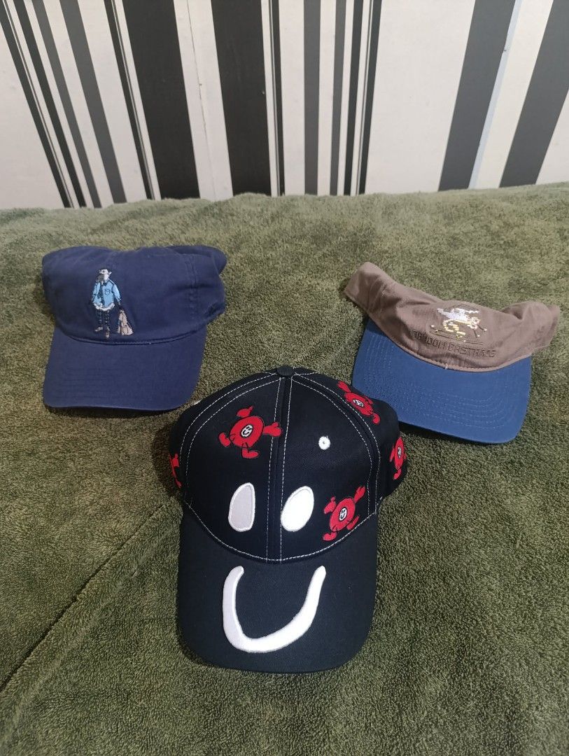 Random bastards,NB smiley,Brooks brothers 🧢 (Category: Caps & Hats) located in Manila. Submitted by mnla.thriftshop (Listing ID 1465622020, Image 1). Description: 300-350 EACH GET 4 FOR 1K.