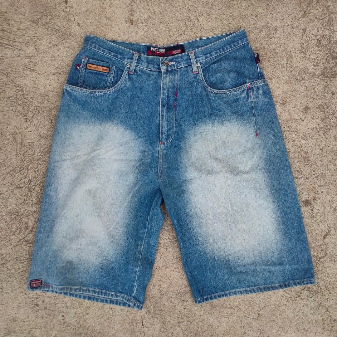 Rare Y2K Phat Farm Jorts (Category: Shorts) located in Ozamiz City. Submitted by ukaygrails (Listing ID 1465628976, Image 1). Description: Excellent condition No issue Waist 36 Length 27.5.