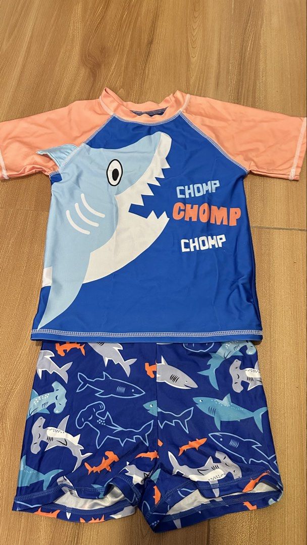 Rashguard for Kids (Category: Babies & Kids Fashion) located in Taguig. Submitted by cilegna (Listing ID 1465603119, Image 2). Description: Take All for ₱550 Can fit 1 to 4 yrs old..