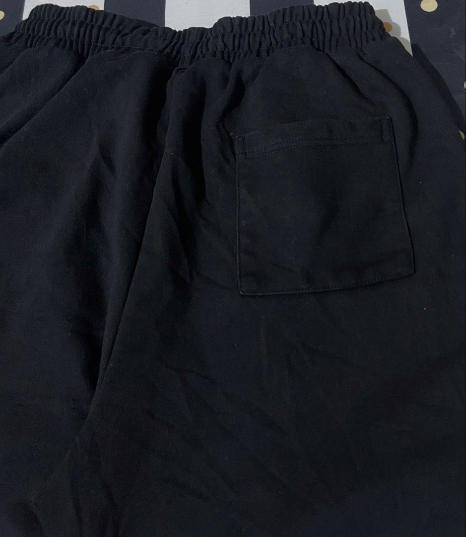 Rass Star Short (Category: Shorts) located in Valenzuela. Submitted by nk_thriftshop (Listing ID 1465665718, Image 3). Description: Waist: 30/36 Length: 18inch Leg Opening: 12 inch Issue: None Condition/Color Rate: 9.5/10.