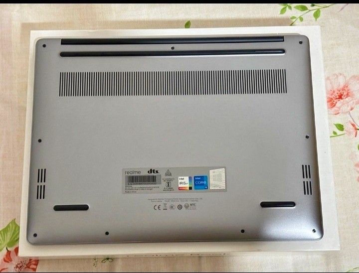 Realme Laptop Intel Core i5 (Category: Laptops & Notebooks) located in Caloocan City. Submitted by magtaanber_moon (Listing ID 1465751527, Image 3). Description: FOR SALE: Realme Book i5 – Real Grey 👉ORIGINAL PRICE: 44,990.00 🤙SALE PRICE: 15,500.00 Specs: • 11th Gen Intel Core i5-1135G7 • Intel Iris Xe Graphics • 8GB LPDDR4x RAM • PCIe SSD Storage • 14” 2K IPS Display(2160×1440) • Backlit Keyboard • Fingerprint Power Button • 720p HD Camera • H