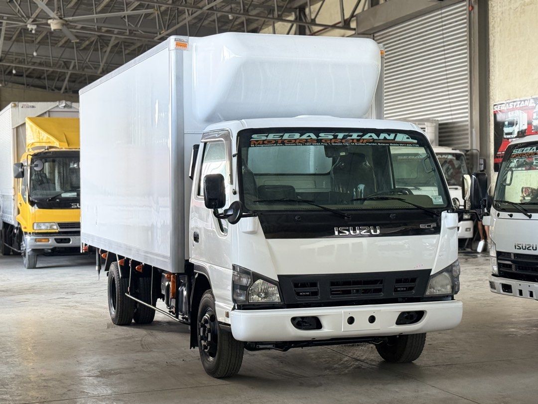 Reefer Van 18ft Topre cooling system -30° with divider NPR (Category: Heavy Vehicles) located in Bulacan. Submitted by arvin_custodio (Listing ID 1465615630, Image 2). Description: Reefer Van 18ft Topre cooling system -30° with divider NPR 4HL1-2 engine Leafspring front/rear 6stud Complete papers Ready to pullout Inquire now! 📲0919-096-9833 🤵🏻Vin Custodio.