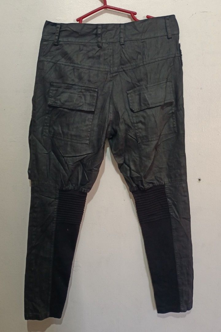 Rick owens DRKSHDW Memphis jeans (Category: Jeans) located in Asingan. Submitted by arnelpalaris8 (Listing ID 1465692793, Image 3). Description: Rick owens DRKSHDW Memphis Jeans 30-32 waistline 38 length PM ME.
