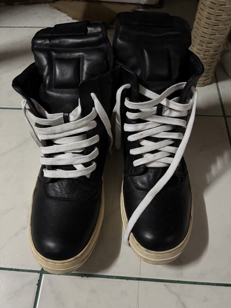 RICK OWENS GEOBASKET (Category: Casual Shoes) located in Manila. Submitted by sintaxlaw (Listing ID 1465692614, Image 1). Description: RICK OWENS GEOBASKET BLACK COLORWAY SIZE 45 THRIFTED SO MANAGE EXPECTATIONS P4000 SLIGHTLY YELLOWED SOLE, AND USED OUTSOLE .