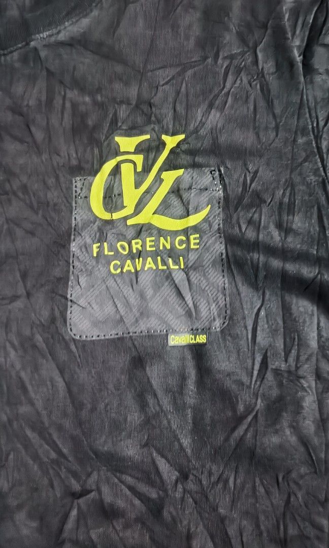Roberto Cavalli (Category: Luxury Apparel) located in Manila. Submitted by mackussil (Listing ID 1465691663, Image 3). Description: roberto Cavalli size Large dimes 23x29 complete tags no issue.