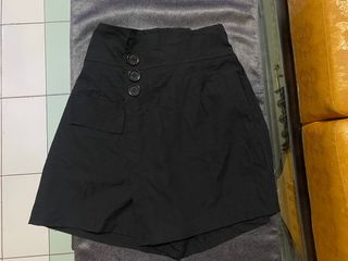 (Kategori: ) berada di . Dikirim oleh preloved_thrift98 (ID iklan 1465580236, Gambar 1). Deskripsi: .