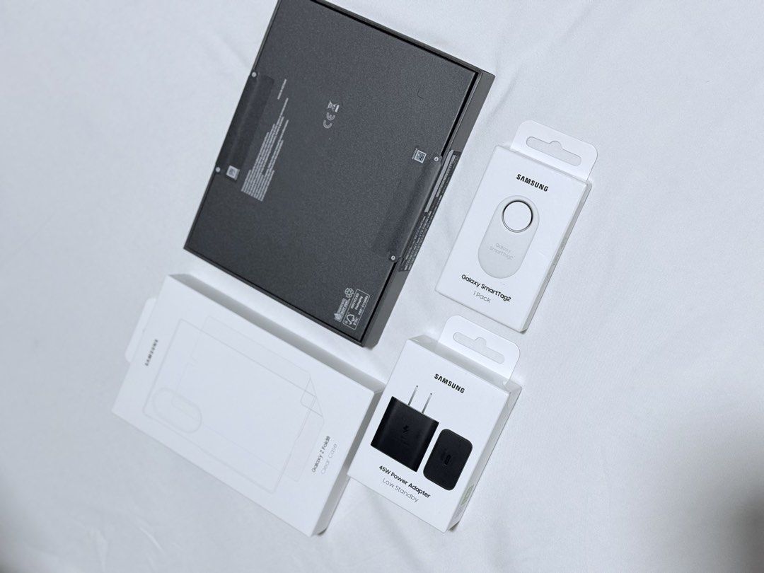 Samsung Galaxy Z Fold8 512GB CREAM (Category: Samsung) located in Manila. Submitted by shopbyseun (Listing ID 1465699414, Image 2). Description: ✅ Samsung Galaxy Z Fold 8 512GB Cream ✅Brand new ✅Sealed ✅NTC ✅Open line ✅No sim restrictions FREBIE‼️‼️ ✅Galaxy Z Fold8 Clear Case Transparent ✅45W Travel Adaptor Black ✅Galaxy Smart Tag2 The Samsung Galaxy Z Fold 8 introduces a major “passport-style” design shift, featuring a shorter, wider form factor