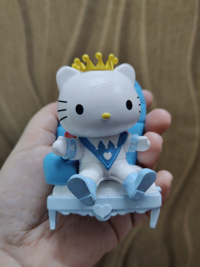 Sanrio Dear Daniel Vinyl Figure (Category: Plushies & Soft Toys) located in Santa Rosa. Submitted by mmps249.1 (Listing ID 1465735294, Image 1). Description: Crossposted Mine now, pay now shipping courier: JRS only Gcash payment upon order No reservations.