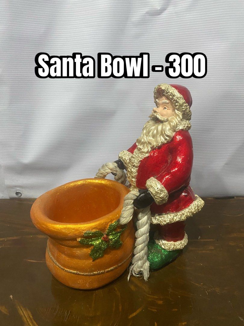 Santa Bowl Decor (Category: Other Home Decor) located in Manila. Submitted by dealrack (Listing ID 1465676520, Image 1). Description: .