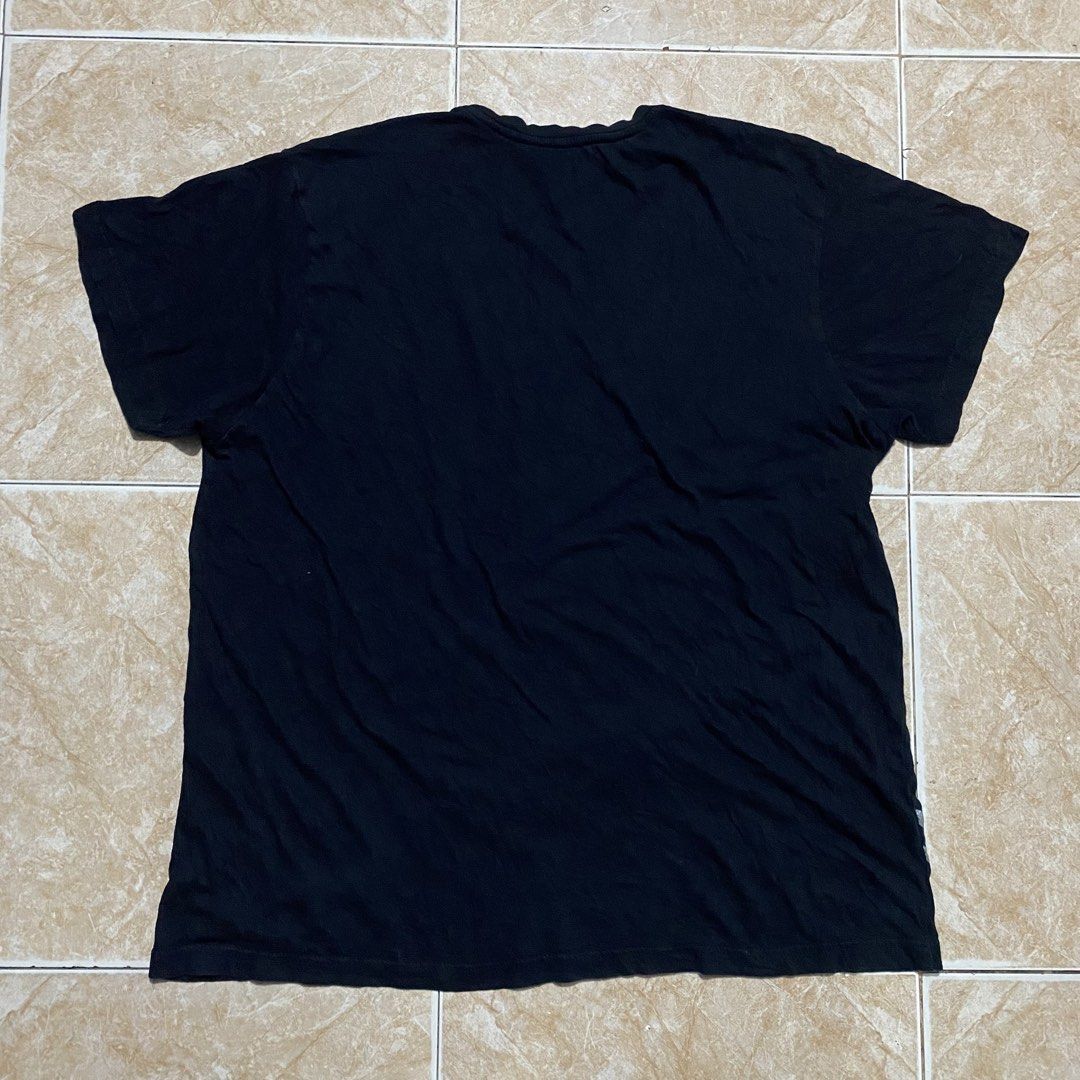 Sean John Shirt (Category: Formal Shirts) located in Manila. Submitted by killthismane (Listing ID 1465729539, Image 2). Description: Excellent Need Wash XL (25x29).