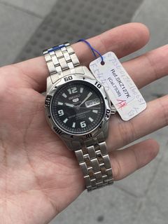 (Category: ) located in . Submitted by arrowvintagewatches (Listing ID 1465591367, Image 1). Description: .