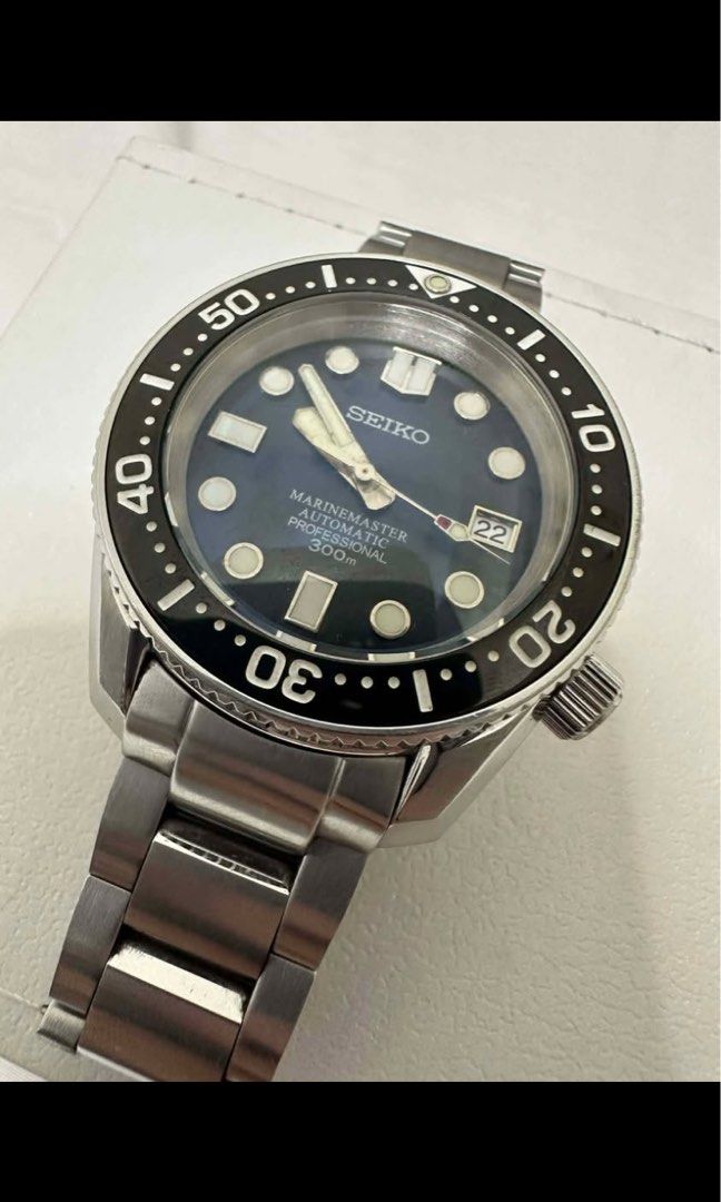 Seiko Marinemaster Automatic Professional 300m Dive Watch (Category: Men's Watches) located in Manila. Submitted by mysticfox-97fd2d (Listing ID 1464626562, Image 1). Description: - Seiko Marinemaster Professional Dive Watch - Automatic Movement - 300m Water Resistance - Stunning Blue Dial with Date Window - Rotating Bezel for Diving - Durable Stainless Steel Bracelet - Perfect for both professional diving and everyday style - Sold as is.