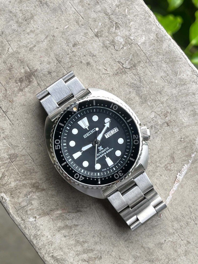 Seiko Turtle Prospex SRPE93 MOD (Category: Wallets & Card Holders) located in Cavite. Submitted by moriah.17 (Listing ID 1465654113, Image 2). Description: 4,300 negotiable Seiko Turtle Prospex SRPE93 MOD With metal and rubber strap NH36A Movement Bidirectional bezel Issue - when turning the bezel, it feels a little loose. But it doesn’t move not unless you turn it. Untested water resistance 4,300 negotiable.
