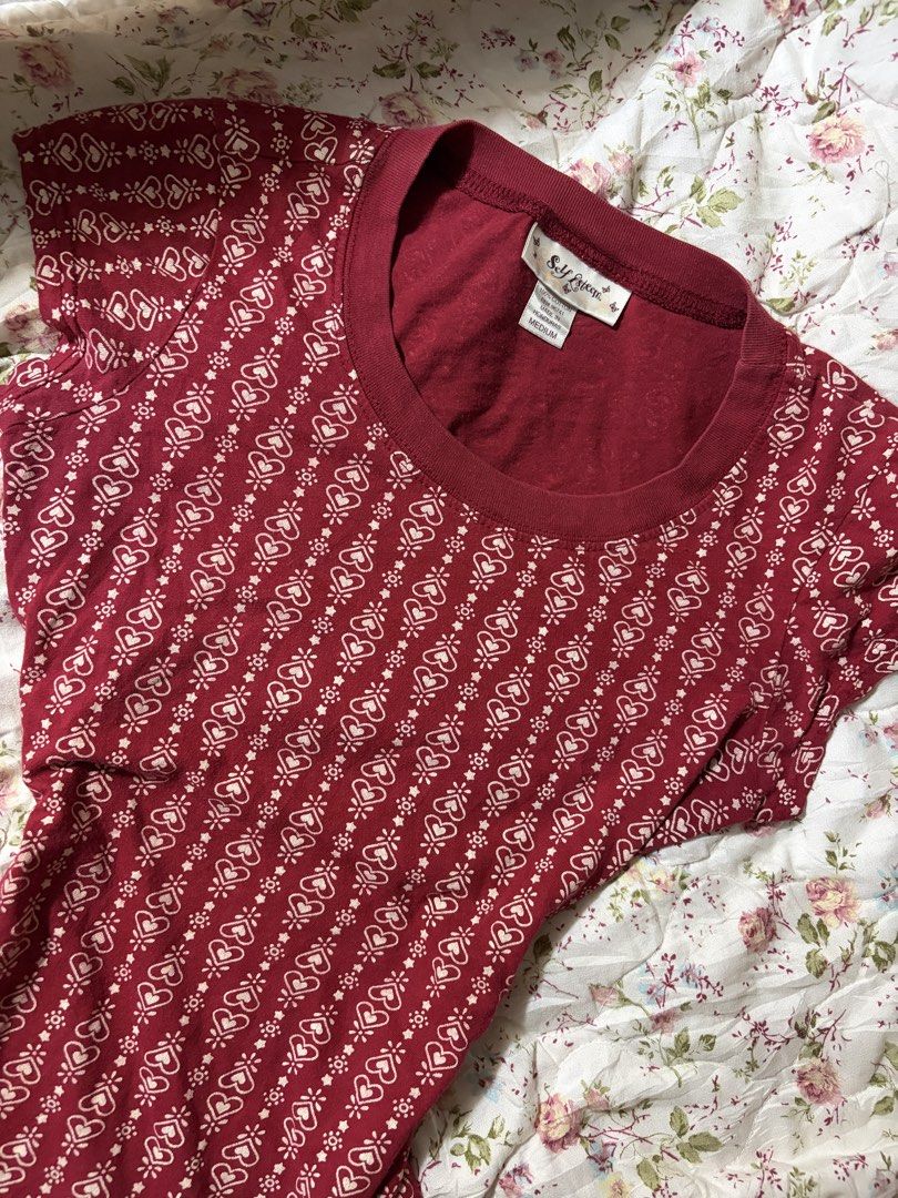 Self Esteem Red Heart Long Top (Category: Blouses) located in Muntinlupa City. Submitted by herellas0504 (Listing ID 1465694825, Image 2). Description: Self Esteem Red Heart Long Top Mine: 150 | Lock: 250 ————————————- size: xs-small no issue, good as new willing to keep.