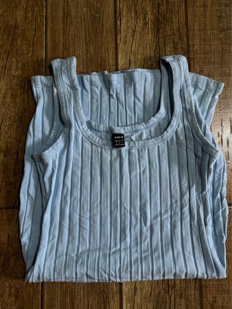 Light Blue Fitted Mini Dress (Category: Dresses) located in Mandaluyong City. Submitted by yanna_02501 (Listing ID 1465682768, Image 2). Description: .