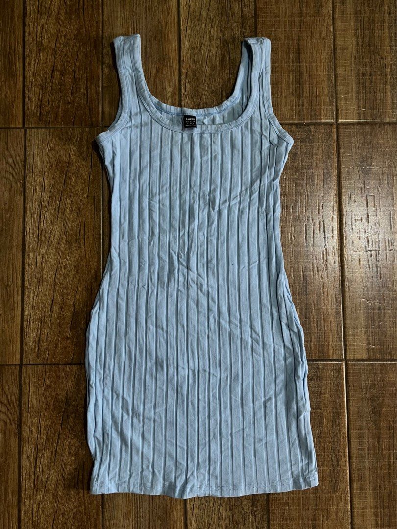 Light Blue Fitted Mini Dress (Category: Dresses) located in Mandaluyong City. Submitted by yanna_02501 (Listing ID 1465682768, Image 1). Description: .