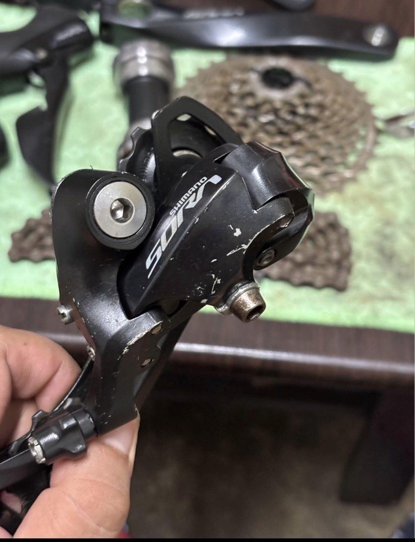 Shimano Sora R3000, 2x9 speed (Category: Bicycles) located in Manila. Submitted by shinkaiskrrt (Listing ID 1465729051, Image 2). Description: Have scratches on STI and RD FD is clamp type .