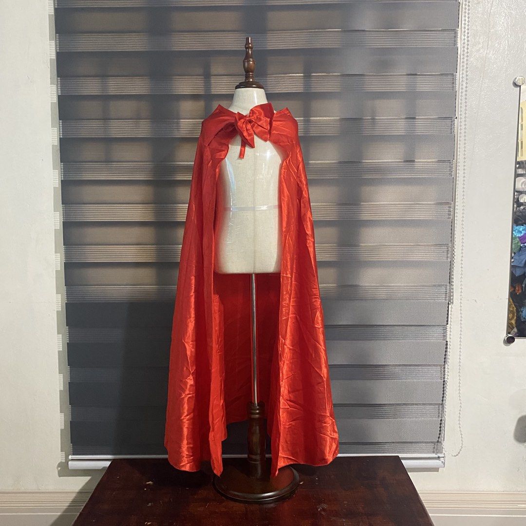 Silk Cape (Category: Babies & Kids Fashion) located in Caloocan City. Submitted by discusonlineshop (Listing ID 1465682799, Image 1). Description: 10-12.