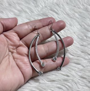 (Category: ) located in . Submitted by dalle_closet (Listing ID 1465693485, Image 1). Description: .