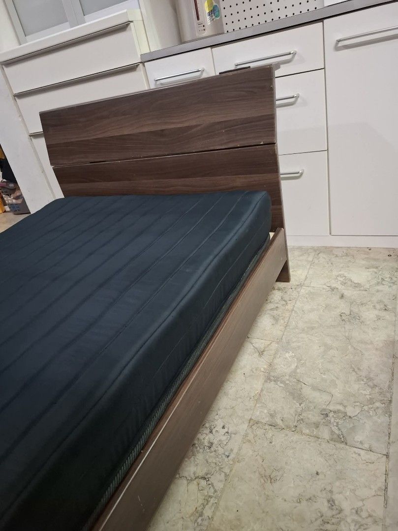 Single Bed Frame and Mattress Set (Category: Bed Frames & Mattresses) located in Quezon City. Submitted by dannikkishoppe2 (Listing ID 1461838677, Image 3). Description: Single Bed Frame and Mattress Set ‼️₱8500‼️ *washable mattress cover *easy to assemble bed frame Please manage your expectations as there might be minimal flaws. Color may vary due to lighting, it may appear darker or lighter in person. Check photos first before buying. Please re