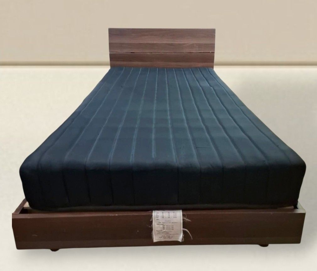Single Bed Frame and Mattress Set (Category: Bed Frames & Mattresses) located in Quezon City. Submitted by dannikkishoppe2 (Listing ID 1461838677, Image 1). Description: Single Bed Frame and Mattress Set ‼️₱8500‼️ *washable mattress cover *easy to assemble bed frame Please manage your expectations as there might be minimal flaws. Color may vary due to lighting, it may appear darker or lighter in person. Check photos first before buying. Please re