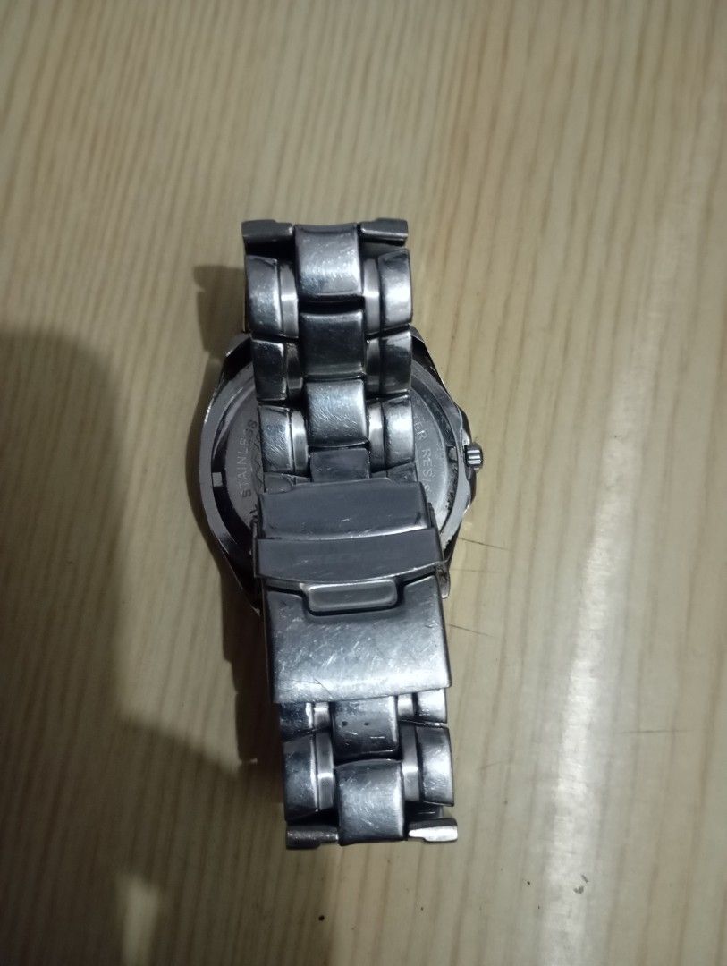 Skechers (Category: Men's Watches) located in Las Pinas. Submitted by quick_deals_great_finds2 (Listing ID 1465584648, Image 3). Description: Original good working condition Quartz with battery 40mm men's unisex.