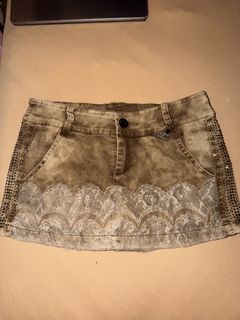 (Category: ) located in . Submitted by by.bei (Listing ID 1465688695, Image 1). Description: .