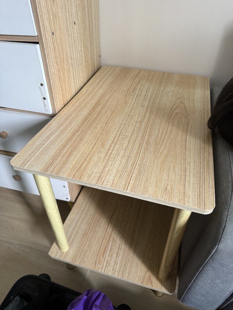 Small table （分類：桌子）位於 Hong Kong。 由 dydx314 提交（商品編號 1465648681，圖片 1）。簡介： 。