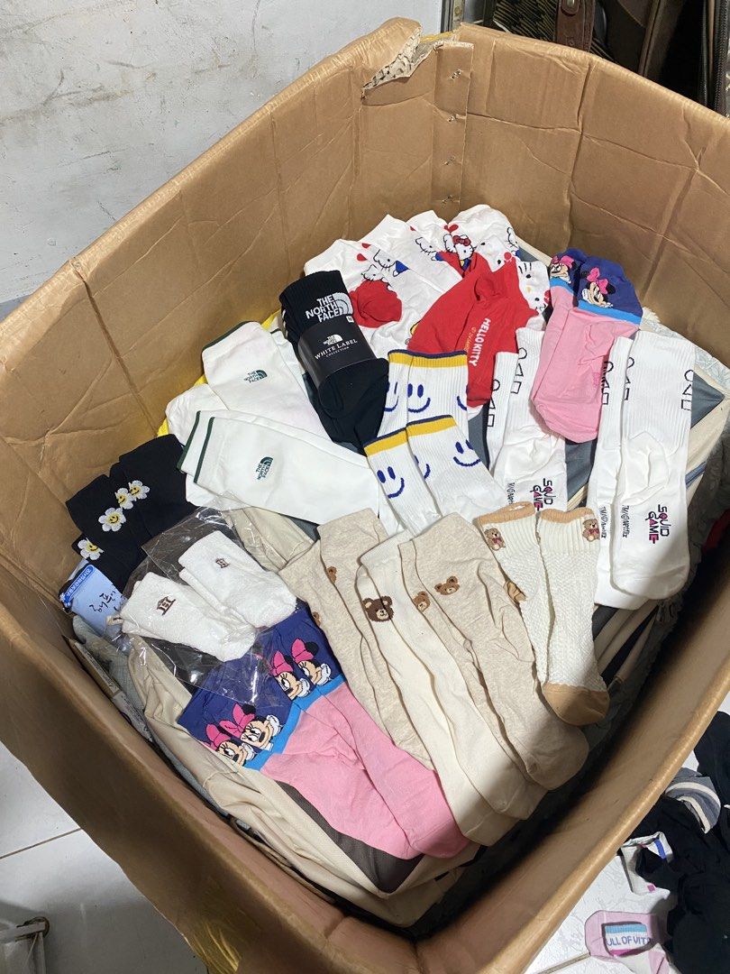 Socks kids adults (Category: Everything Else Others) located in Caloocan City. Submitted by mzmarsz (Listing ID 1465612336, Image 1). Description: From korea.
