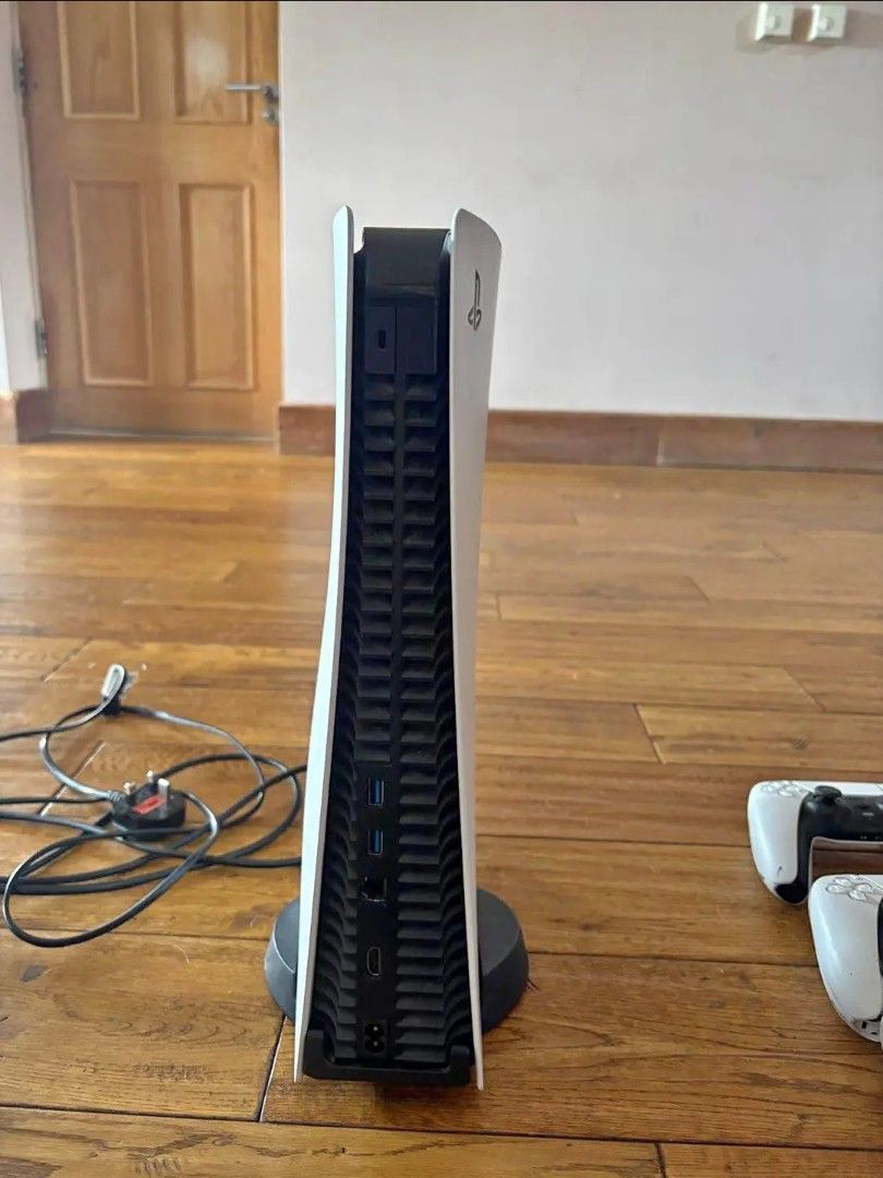 Sony PlayStation 5 Disc Edition with Three Controllers (Category: PlayStation) located in Manila. Submitted by zen.nabila2 (Listing ID 1465702924, Image 3). Description: - Item: Sony PlayStation 5 Console (Disc Version) - Inclusions: 3x DualSense wireless controllers, power cable, and HDMI cable - Condition: Clean ports, excellent working condition, stands on original base - Color: Standard White and Black - Fulfillment: Available for meetup/pick