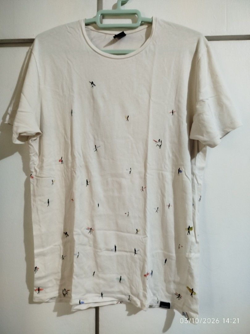 Springfield tshirt medium color offwhite (Category: Tshirts & Polo Shirts ) located in Quezon City. Submitted by crci12 (Listing ID 1465629870, Image 1). Description: Springfield tshirt medium color offwhite Used Actual pictures posted What you see is what you get P450 only Meet ups: 1. Simplicity mini stop commonwealth ave., balara, qc. 2. Mgas station beside oyasa hardware luzon ave., qc. *Kindly send us a message for a schedule of meet up. *Sh