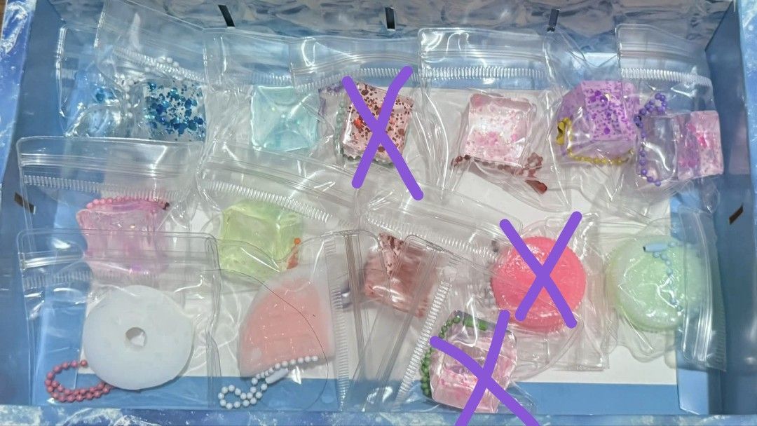 Squishy Toys Variety Pack Soft Bear and Cube Squeeze Balls (Category: Kids Toys) located in Manila. Submitted by jelaibinzz (Listing ID 1465696428, Image 2). Description: For sale squishy Gyro Ball fidget with light ₱100 pesos each Needoh soft bear squishy ₱120 each Needoh cube and Ball squeeze Ball ₱ 120 each Glitter dumpling taba squishy ₱30 Taba Keychain squishy ₱30 available designs : Cube Waffle Doughnut Oreo - Assorted squishy toys: soft be