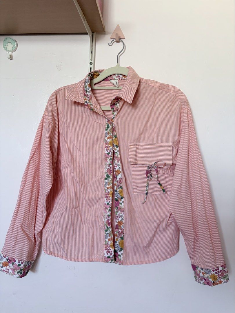 Striped Floral Buttondown (Category: Longsleeves) located in Tayug. Submitted by deklutter_ (Listing ID 1465640836, Image 1). Description: Sariling atin Cute blend of floral and orange stripes Cotton poplin fabric Bust 34-36 in; Length 24 in No issues! ‼️Pls haggle responsibly. All items are priced according to their overall condition.