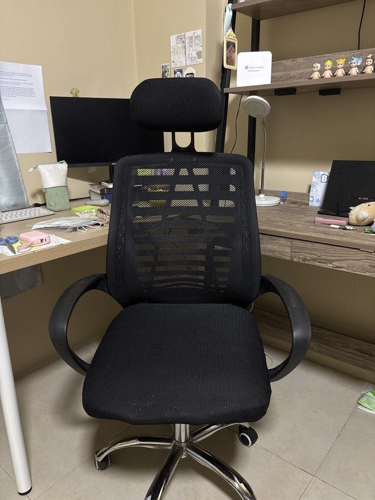 Study/office chair (Category: Chairs) located in Quezon City. Submitted by goldbrews (Listing ID 1465590917, Image 1). Description: Black study office chair - no issues - negotiable - prefer to ship w/o disassembling for convenience .