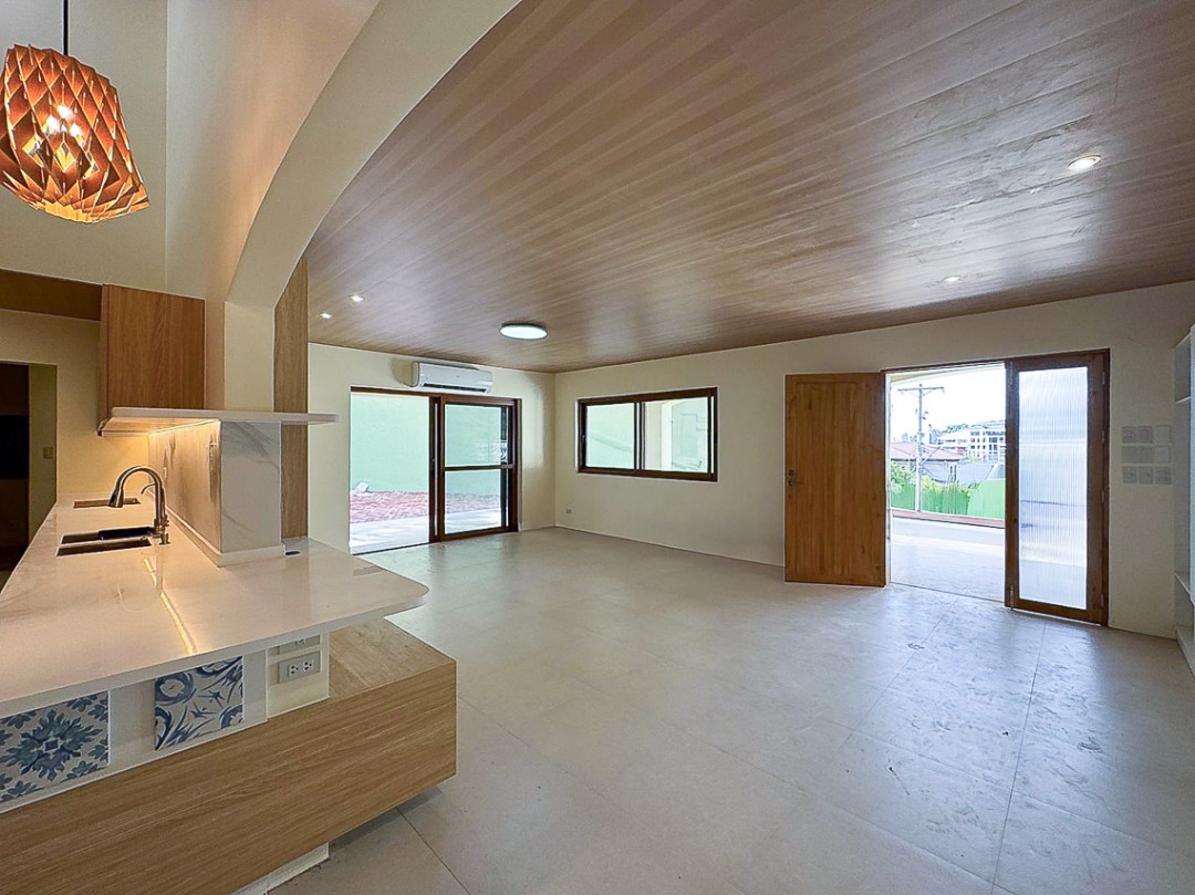 (Category: ) located in . Submitted by cebugrandrealty (Listing ID 1465634146, Image 1). Description: .